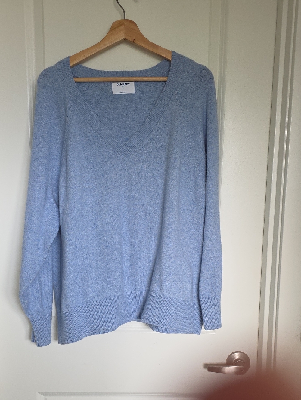 Old Navy Light Blue V-Neck Knit Sweater